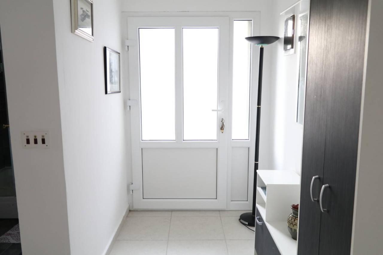 Apartman Lucija Kuca Za Odmor Vukovar Exterior foto